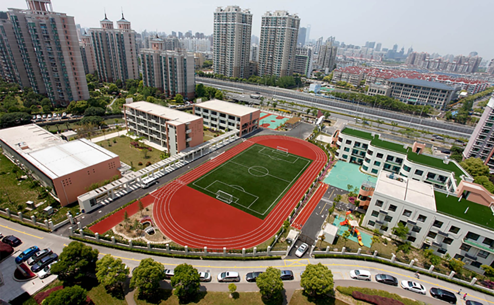 上海市浦东新区竹园小学（龙阳校区）、上海市浦东新区六一幼儿园（万邦部）